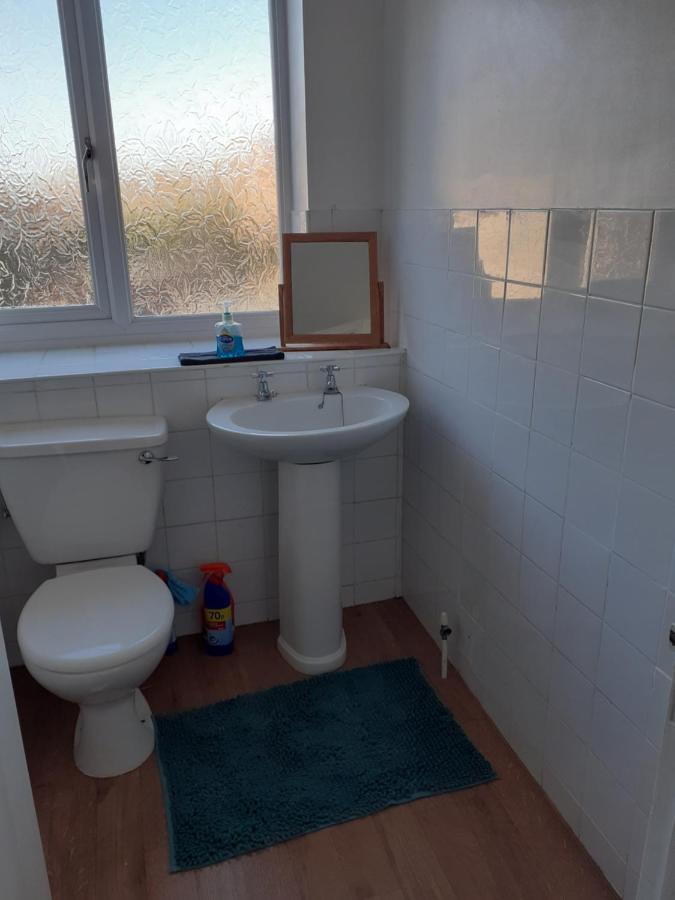 Carters Guesthouse Μίλτον Κέινς Εξωτερικό φωτογραφία